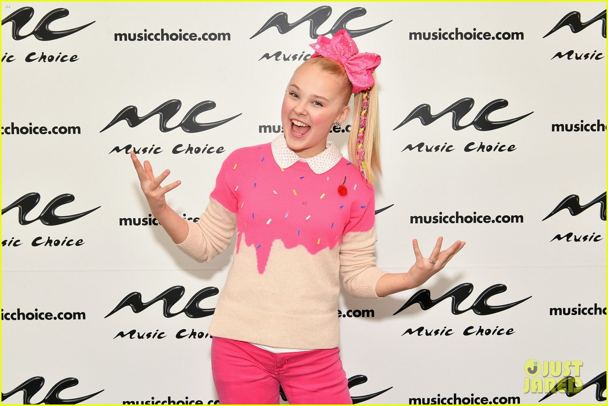 jojo siwa is putting nickelodeon on blast 08