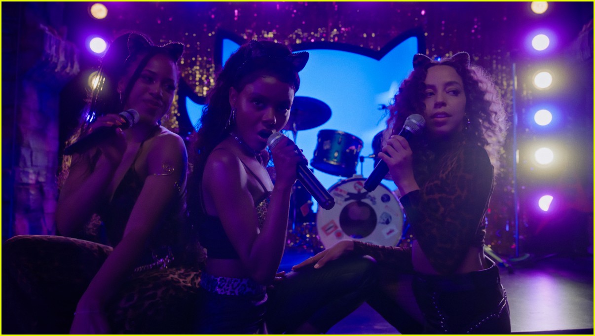 josie and the pussycats return to riverdale tonight 09