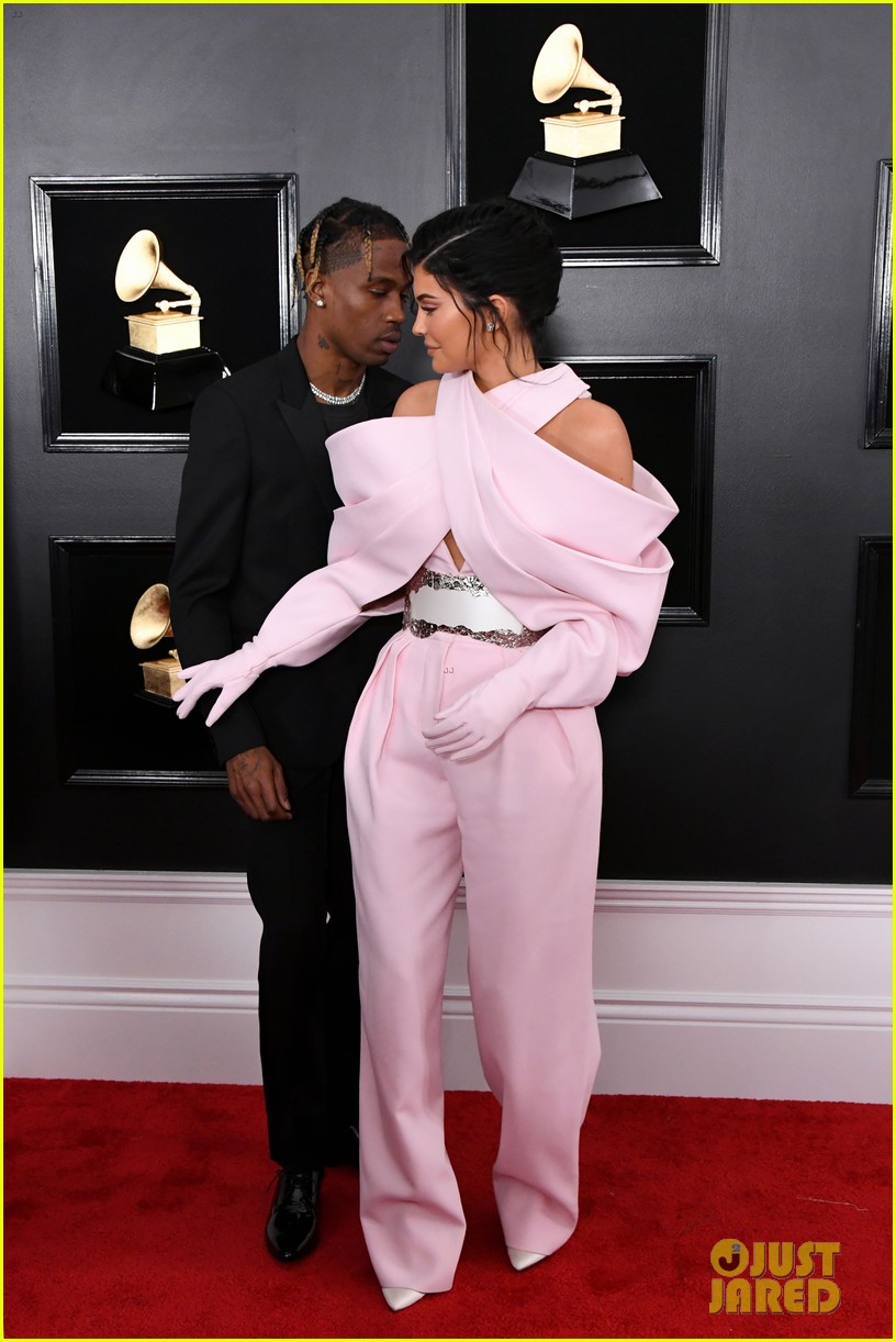 kylie jenner found out preg life kylie moment 02