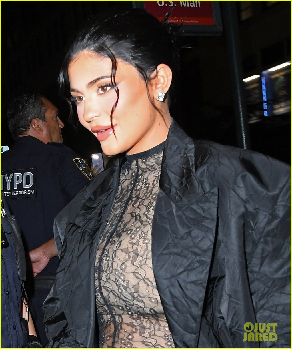 kylie jenner wears completely sheer outfit pregnant 15