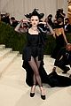 maisie williams is a super chic wednesday addams at met gala 2021 05