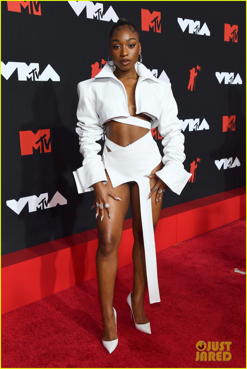 normani steps out for 2021 mtv vmas 05