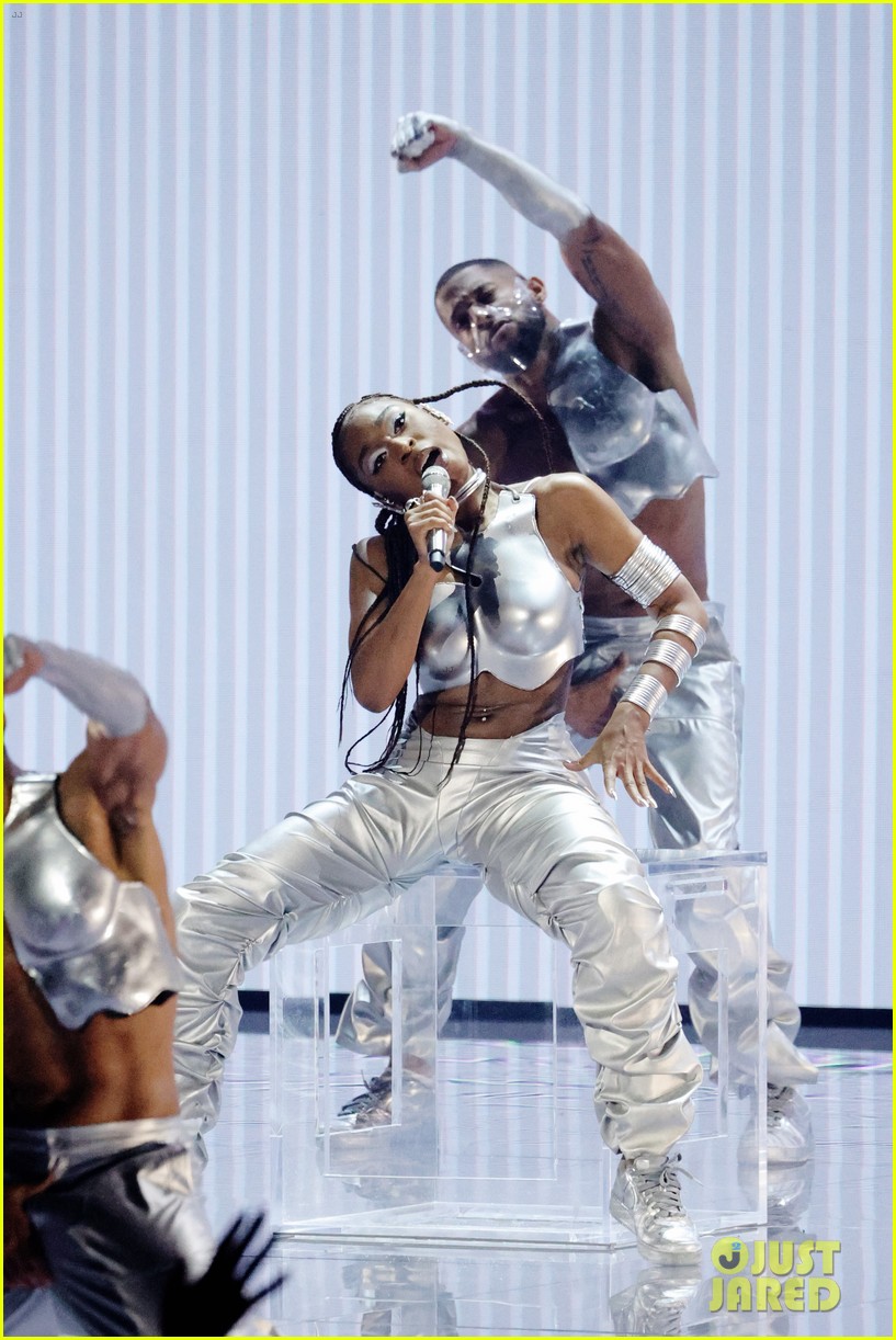 normani teyana taylor mtv vmas 2021 01