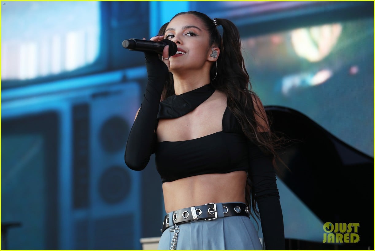 Full Sized Photo Of Olivia Rodrigo Hits The Stage Iheartradio Music