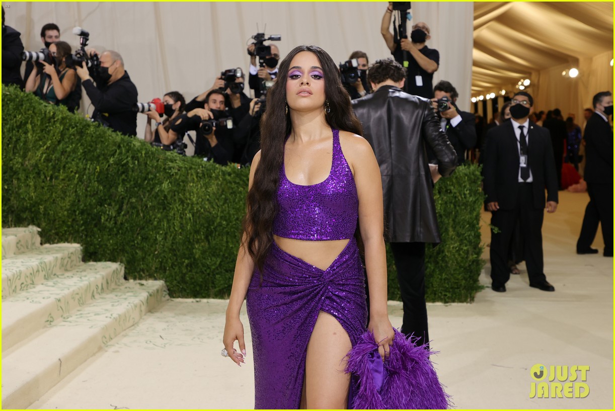 shawn mendes goes shirtless for met gala 2021 with camila cabello 17