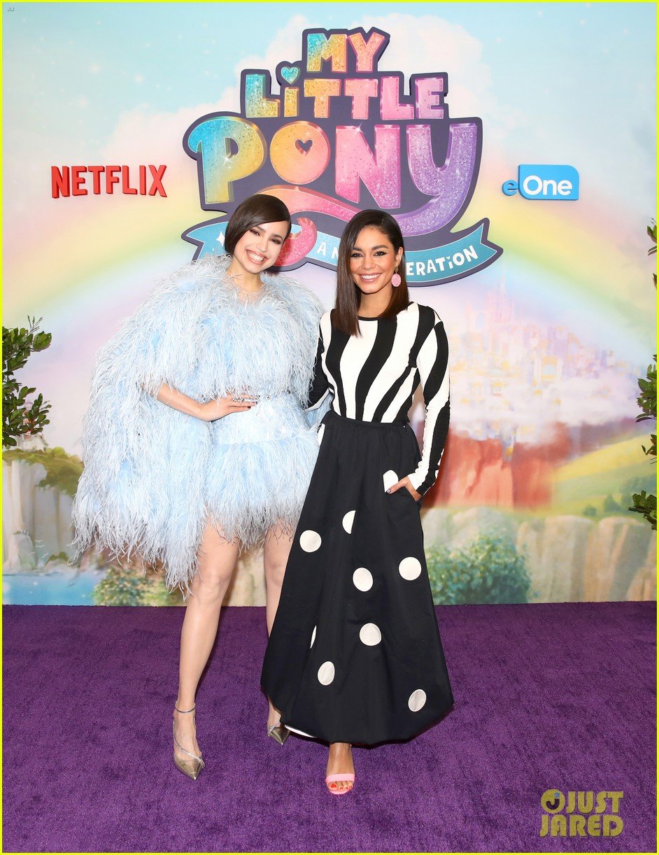 Sofia Carson Vanessa Hudgens Premiere New Movie My Little Pony A New Generation Photo Kimiko Glenn Liza Koshy Sofia Carson Vanessa Hudgens Pictures Just Jared Jr