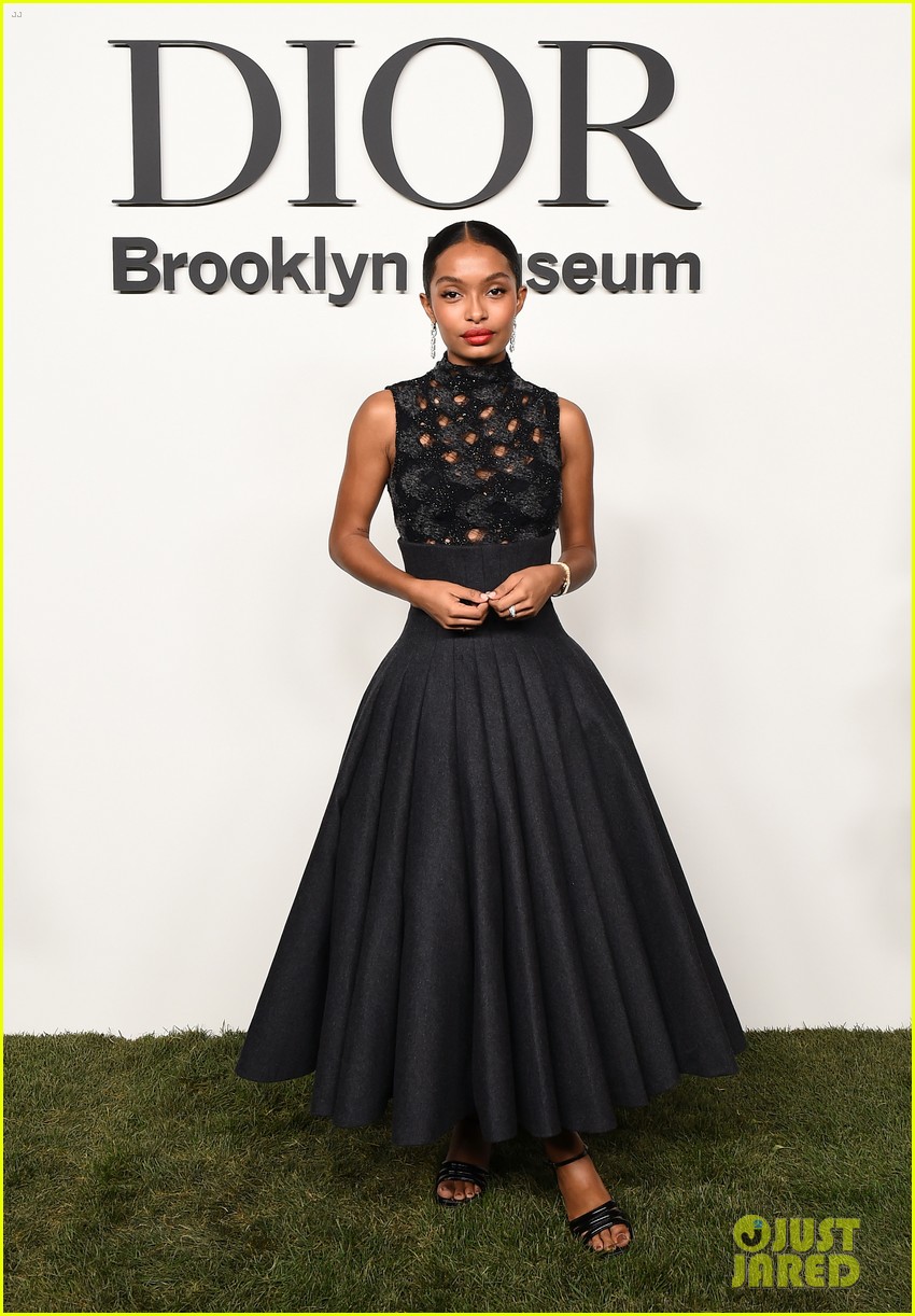 yara shahidi lorde liza koshy more attend dior exhibition opening 04