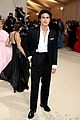 zoey deutch charles melton step out for met gala 2021 04