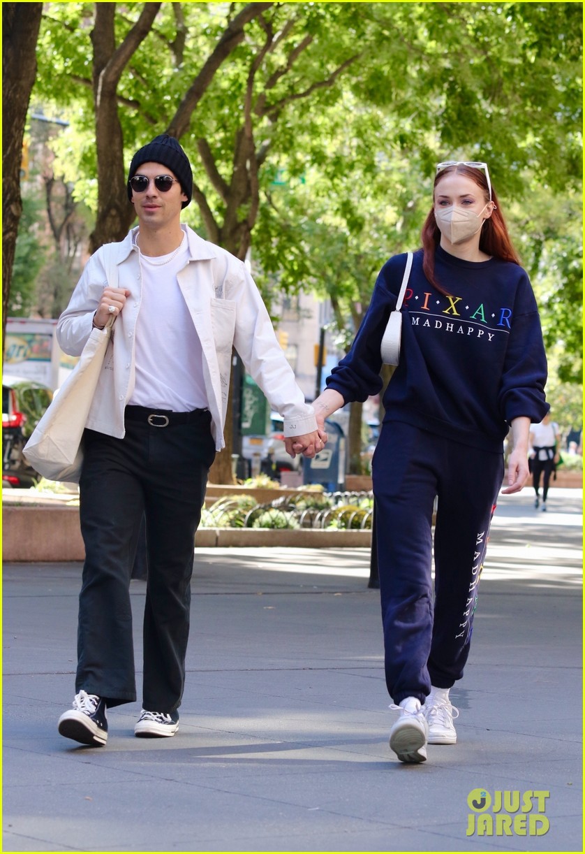 joe jonas sophie turner in new york 01