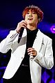 jungkook covers harry styles falling 03