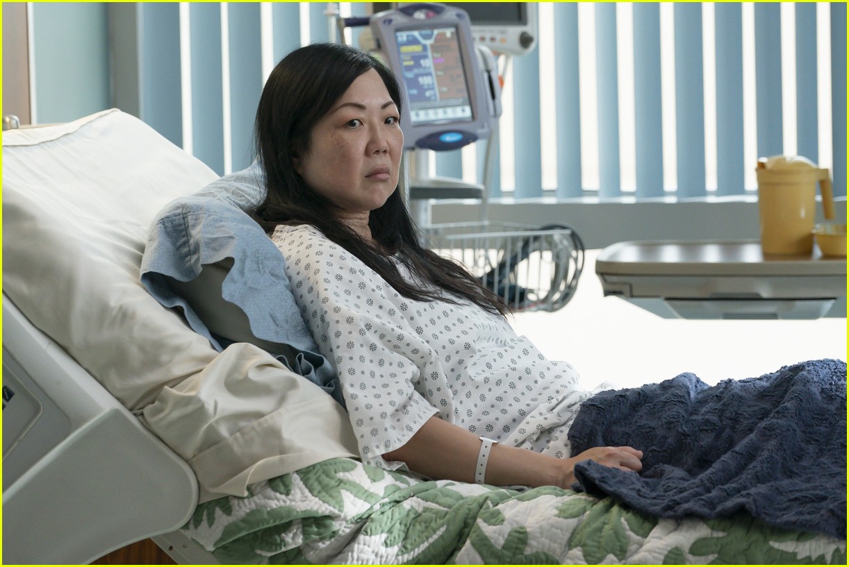 kylie cantrall guest stars on doogie kamealoha exclusive sneak peek 02.