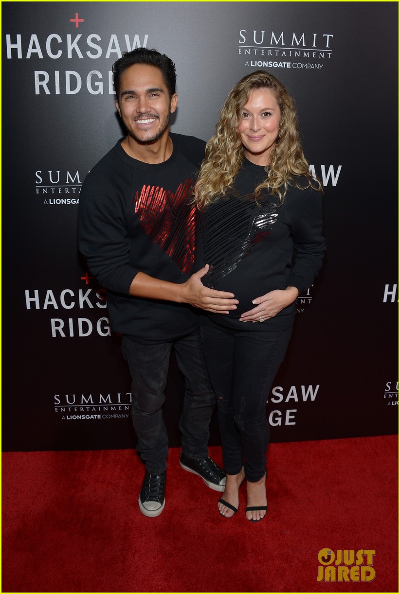 alexa penavega reveals son kingstons finger got severed 02