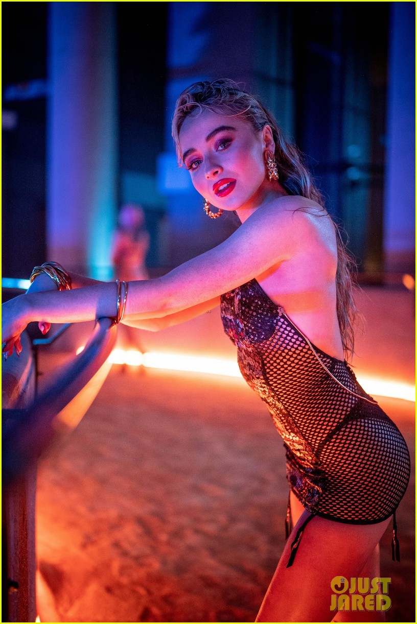 sabrina carpenter talks skin says internet messed stuff up 02