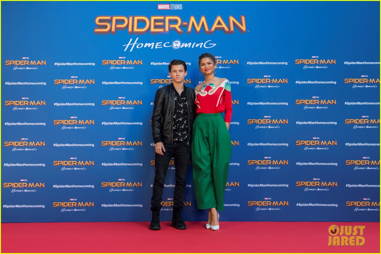 tom holland got zendaya obsessed with this reality show 04