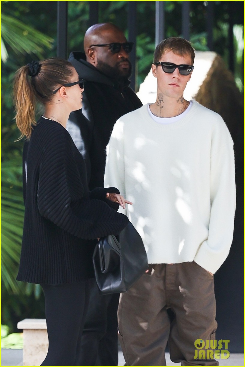 justin bieber wears new yeezy boots 05
