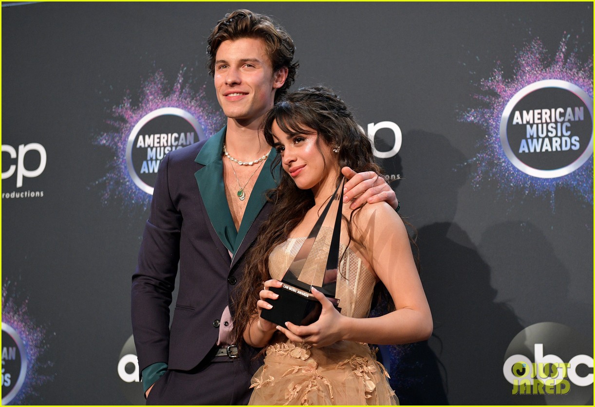 shawn mendes camila cabello have split up 20