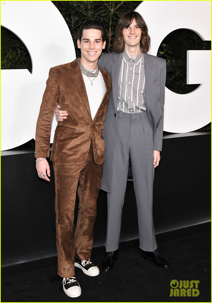 darren barnet taylor zakhar perez noah beck suit up for gq awards 27