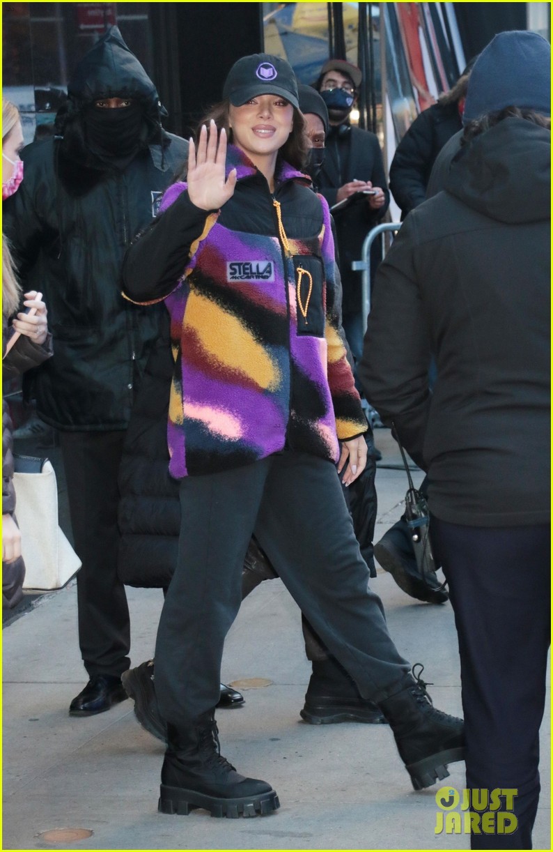 hailee steinfeld gma appearance hawkeye thanks ig 03