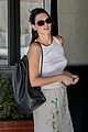 hailey bieber kendall jenner grab lunch beverly grill 09