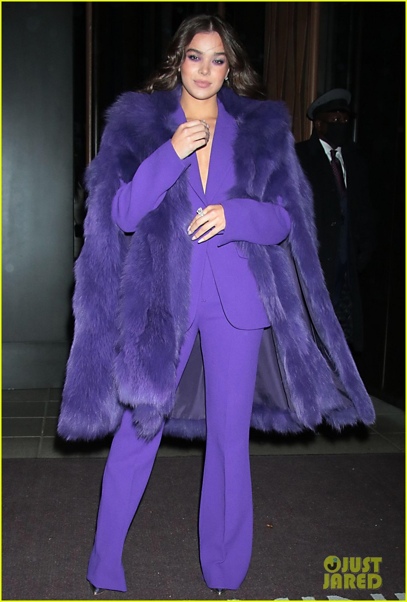 Hailee Steinfeld Wows In Fuzzy Purple Ensemble at 'Hawkeye's NYC ...