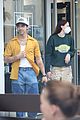 joe jonas sophie turner go shopping in beverly hills 54