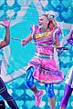 jojo siwa excited to get back on tour starts rehearsals today 01
