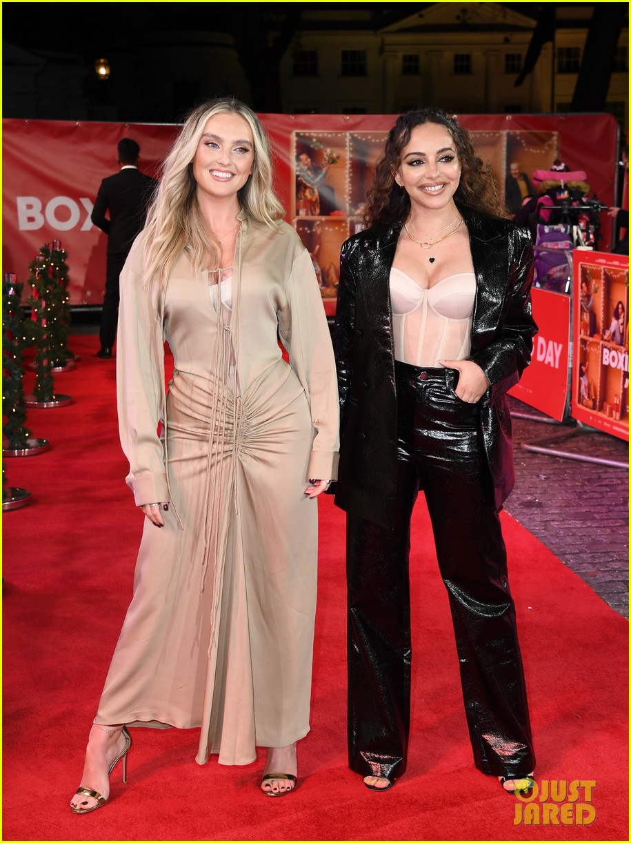little mix support leigh anne at boxing day premiere 01