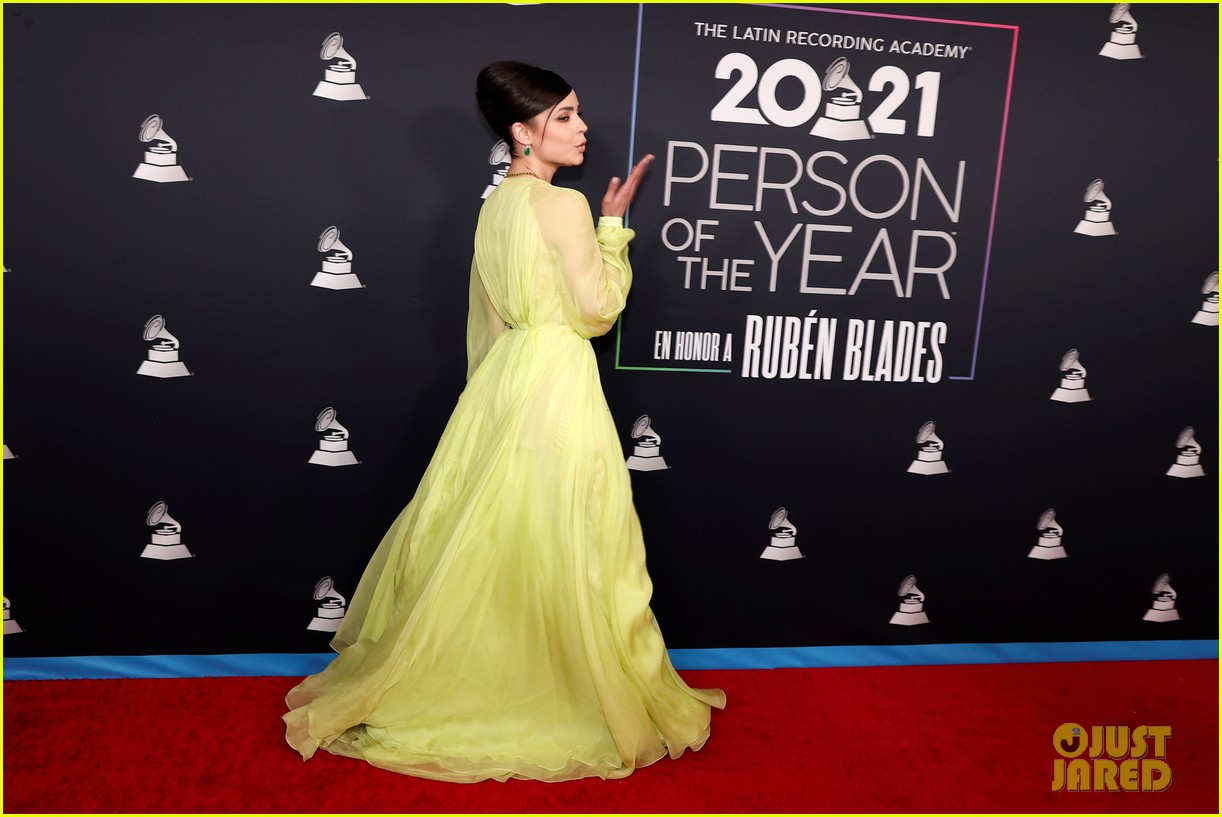 Full Sized Photo of sofia carson is a neon beauty at latin grammys poty