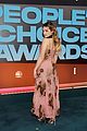 addison rae wears stacked choker at peoples choice awards 05