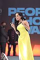 becky g shows some leg at the peoples choice awards 11
