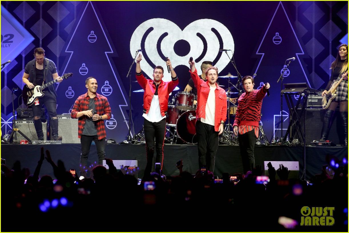 big time rush hit the stage for first show together in years at jingle ball 02