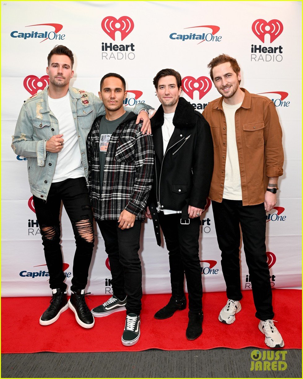 big time rush hit the stage for first show together in years at jingle ball 05