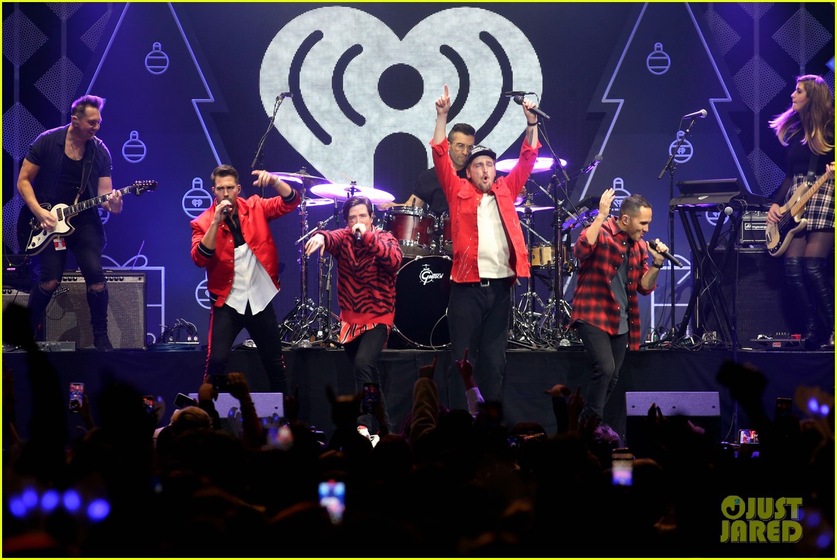 Big Time Rush Hit The Stage For First Time Since 2014 at Jingle Ball