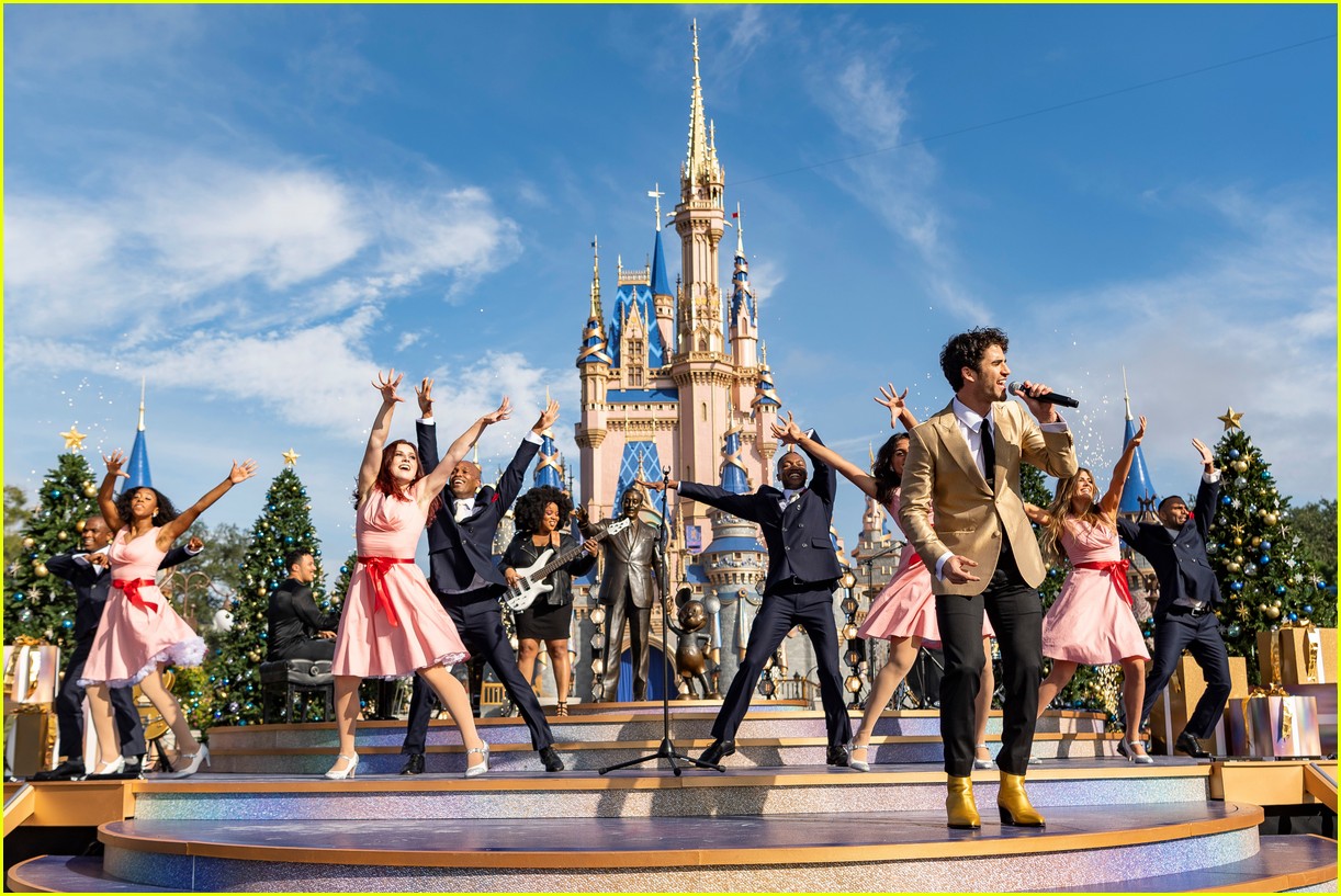 Full Sized Photo of whos hosting performing at disney parks magical