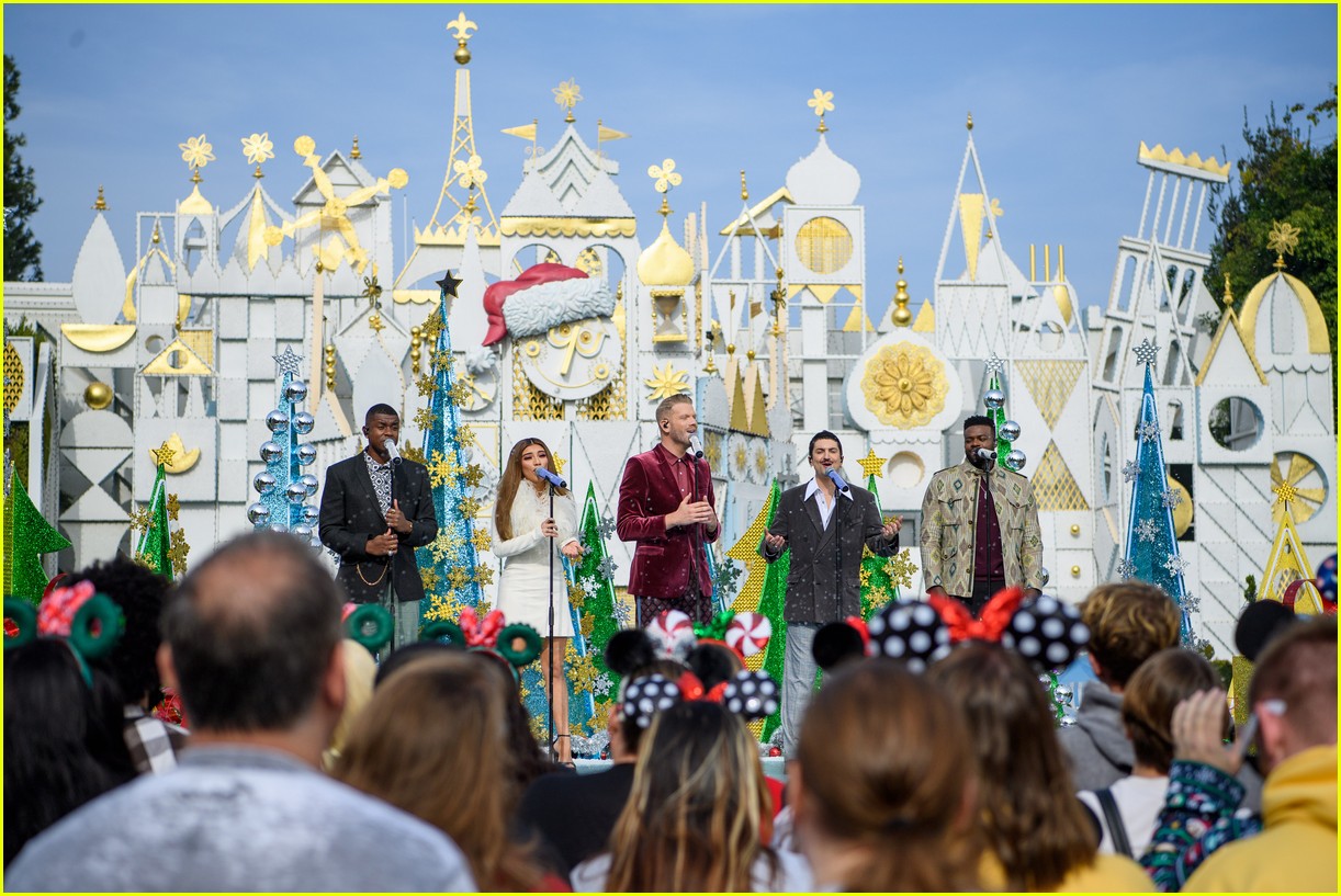 Full Sized Photo of whos hosting performing at disney parks magical