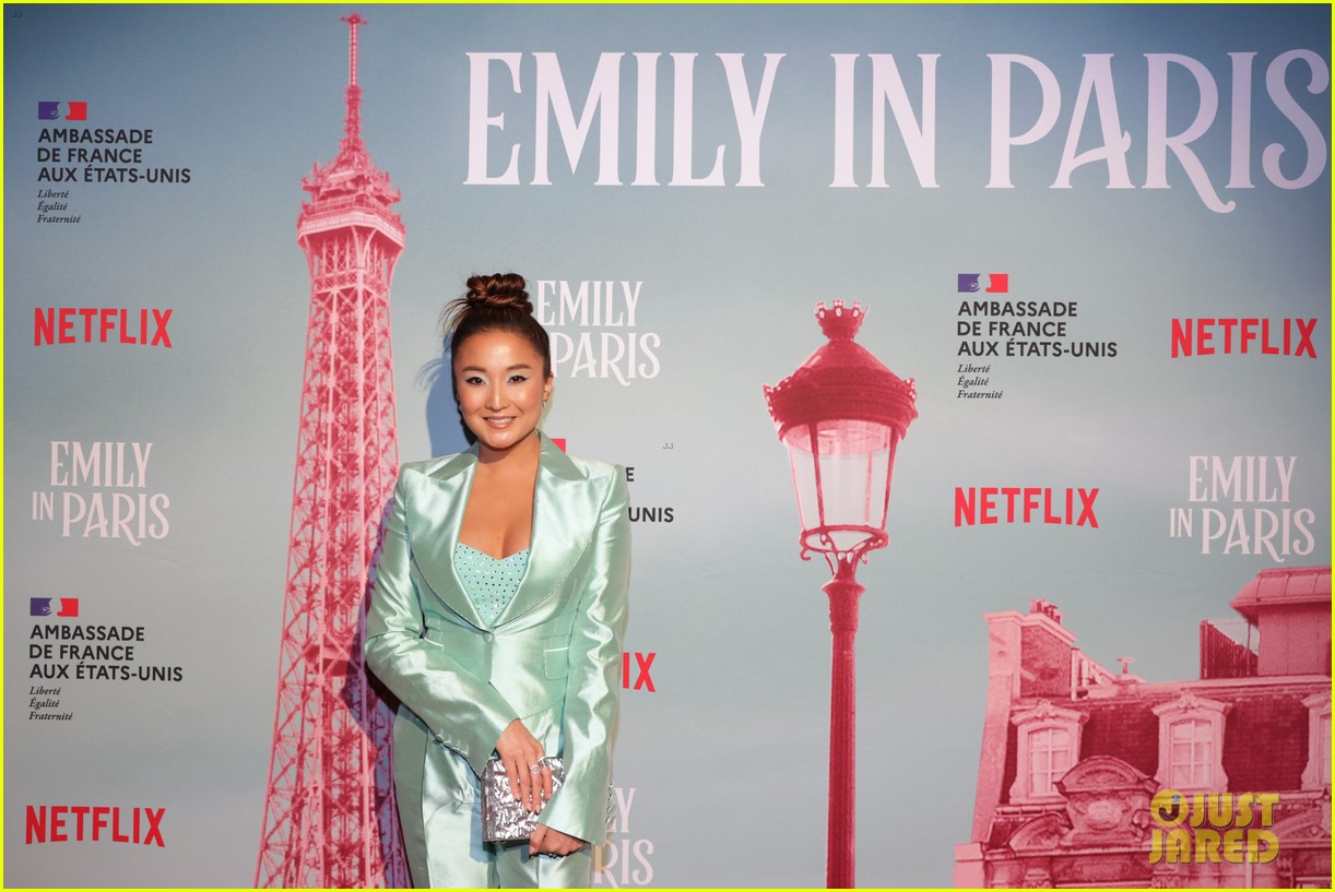 lily collins hopes people do this while watching emily in paris 18
