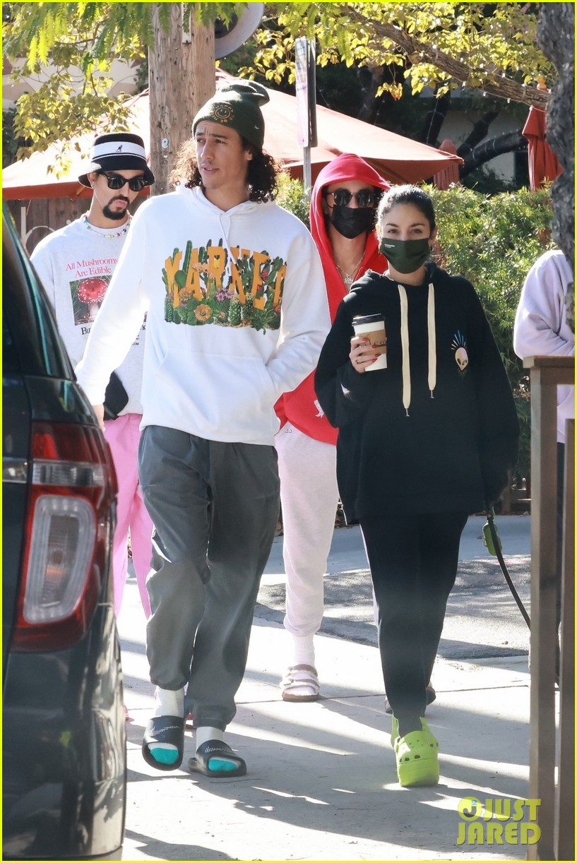 vanessa hudgens cole tucker meet up with friends for post christmas lunch 10