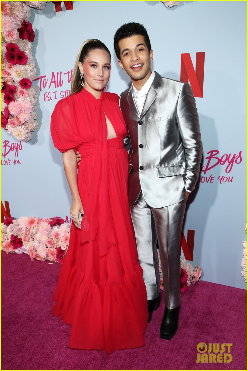 jordan fisher ellie announce baby on the way 01