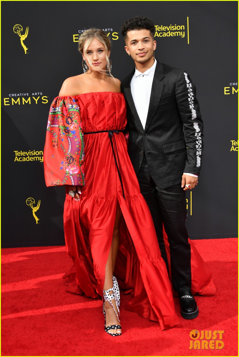 jordan fisher ellie announce baby on the way 04