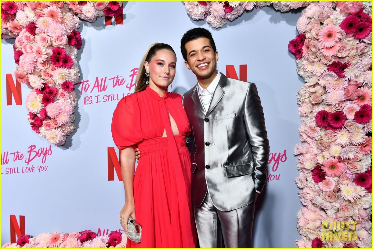jordan fisher ellie announce baby on the way 06