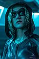 katherine mcnamara says returning to mia smoak for the flash felt like home 02