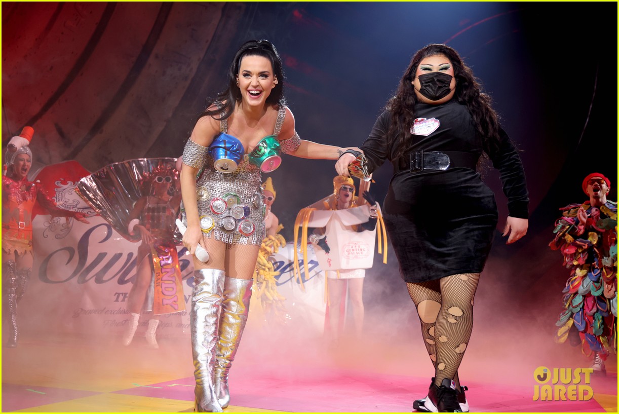 Full Sized Photo of katy perry las vegas residency photos 26 | Katy