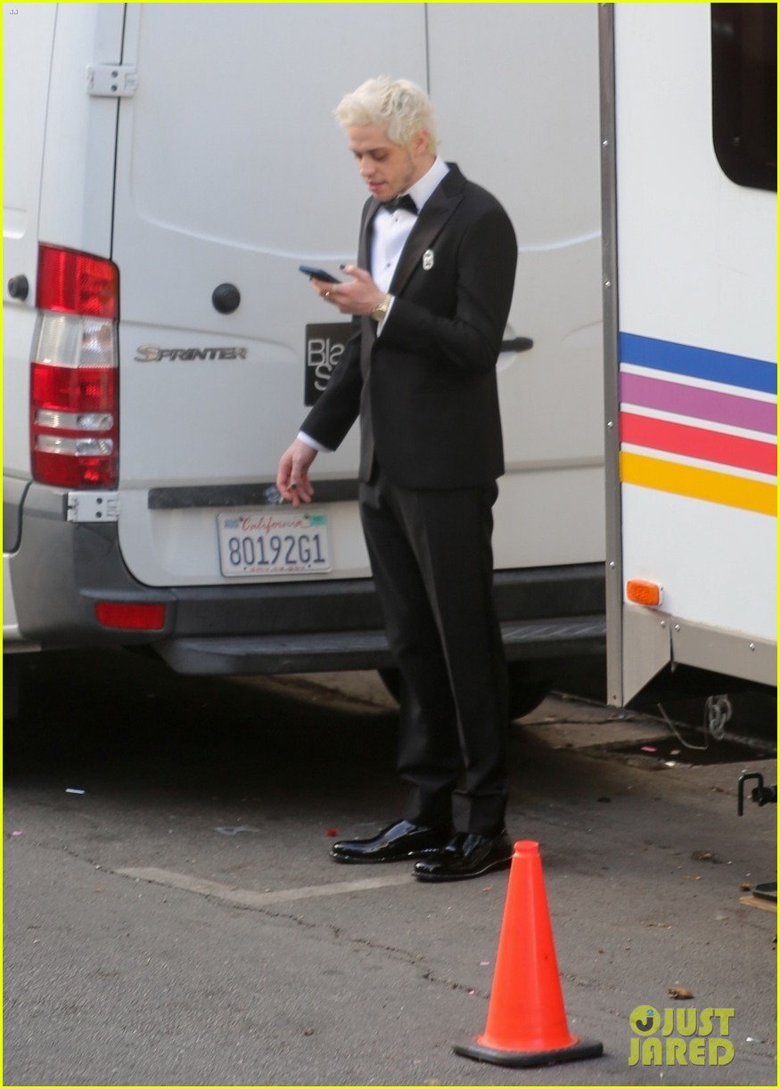miley cyrus pete davidson film a video 22