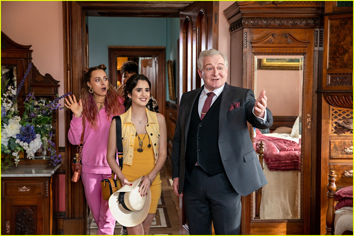 laura marano mena massoud fall for each other in the royal treatment trailer 20