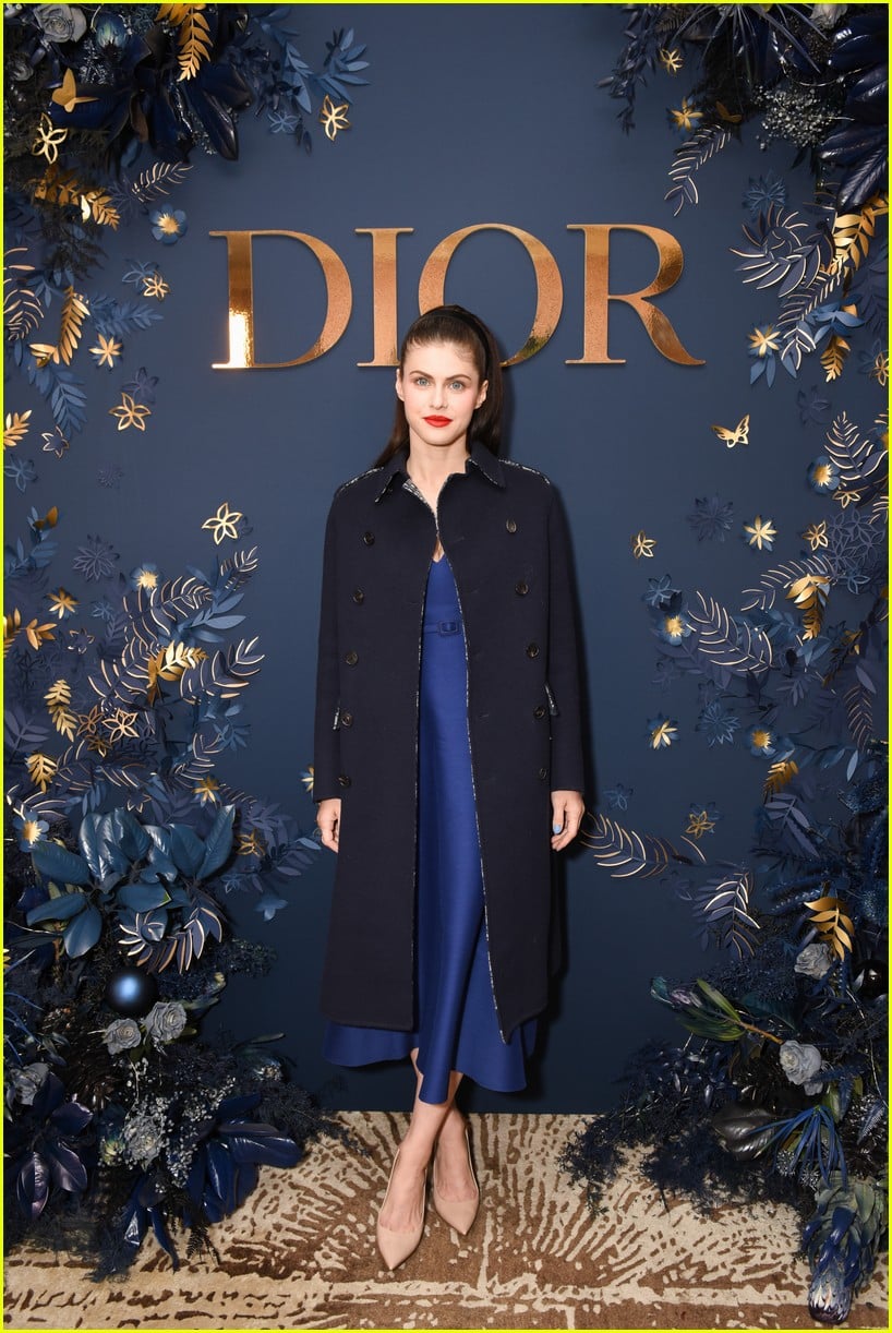 Full Sized Photo of sydney sweeney alexandra daddario dior dinner 01