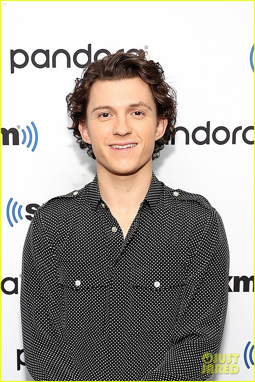 'Spider-Man' Stars Zendaya, Tom Holland, & Jacob Batalon Look Back at