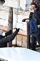 dakota fanning explores venice with friends 06