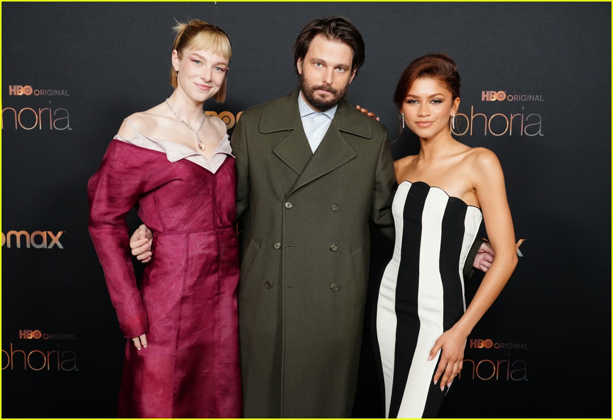 zendaya hunter schafer dominic fike premiere eupohria season two 16