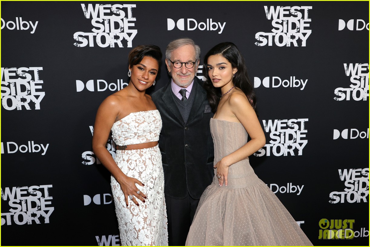 west side story stars rachel zegler ariana debose react to first golden globe wins 03