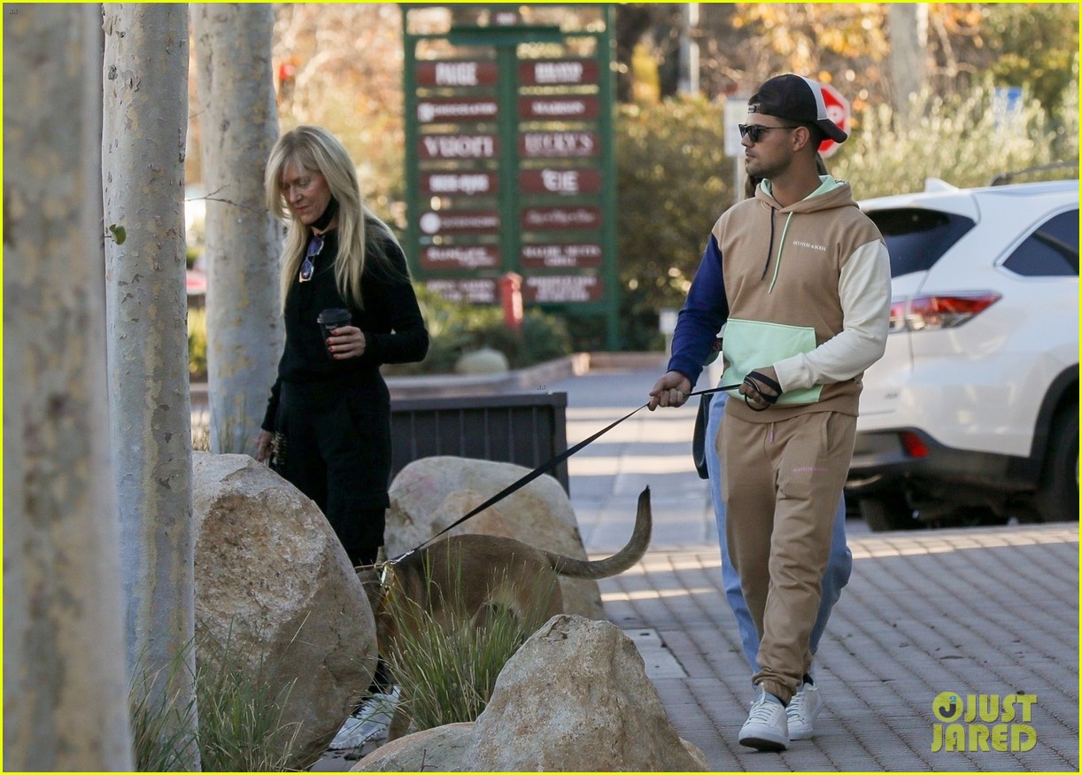 Full Sized Photo of taylor lautner tay dome out together 29 | Taylor